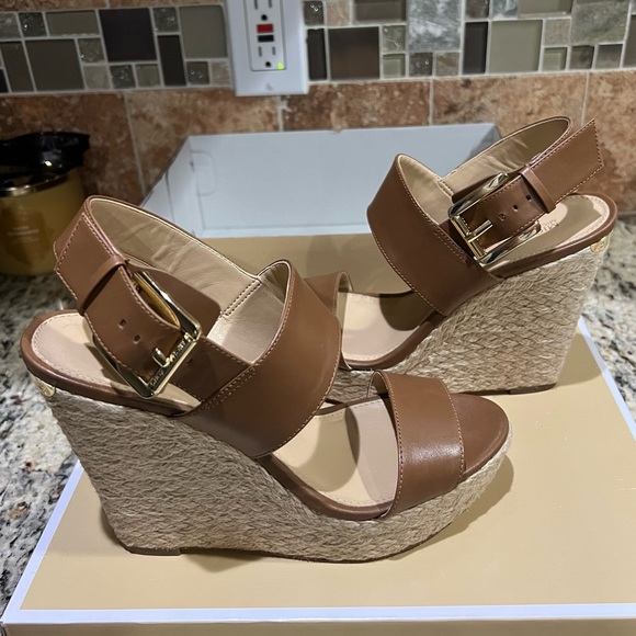 🎉HP🎉 Michael Kors Poesy Wedge Sandals in Luggage Color - Picture 12 of 13